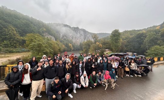 4995f976-95e0-467e-933d-3c7d5596704d(1)